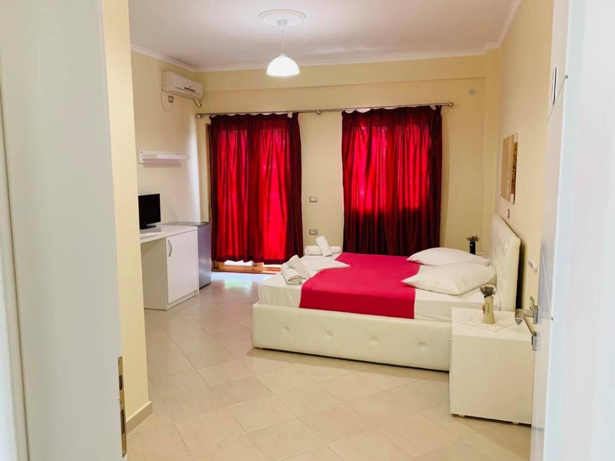 Nova Hotel Ksamil Ngoại thất bức ảnh